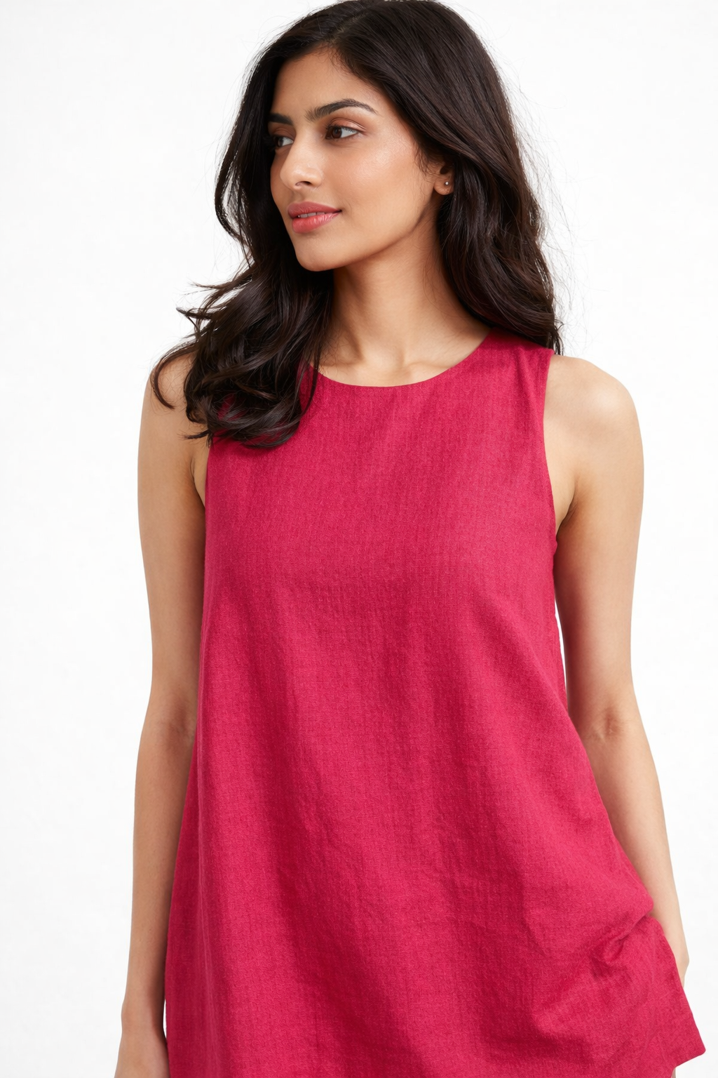 Close-up of Evara linen tunic for women showing breathable linen texture and neckline