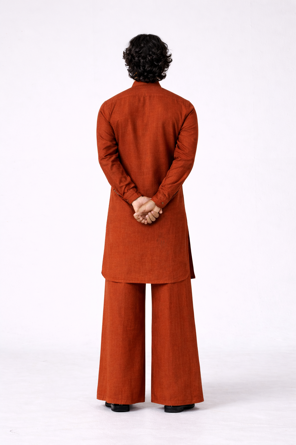 SHAHMAI LINEN MEN'S LONG KURTA SET