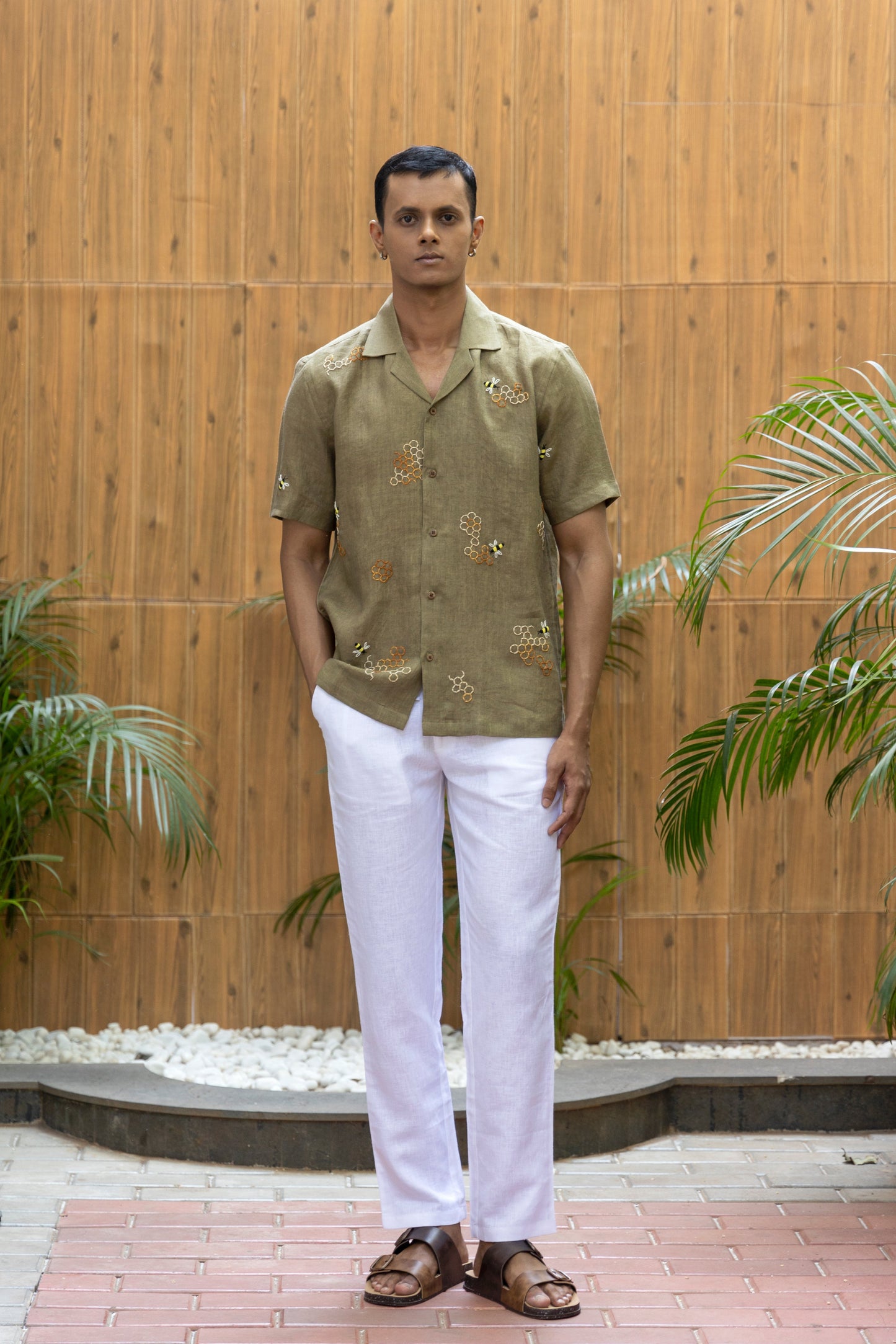 HONEYCOMB AFFAIR- EMBROIDERED PURE LINEN SHIRT MEN
