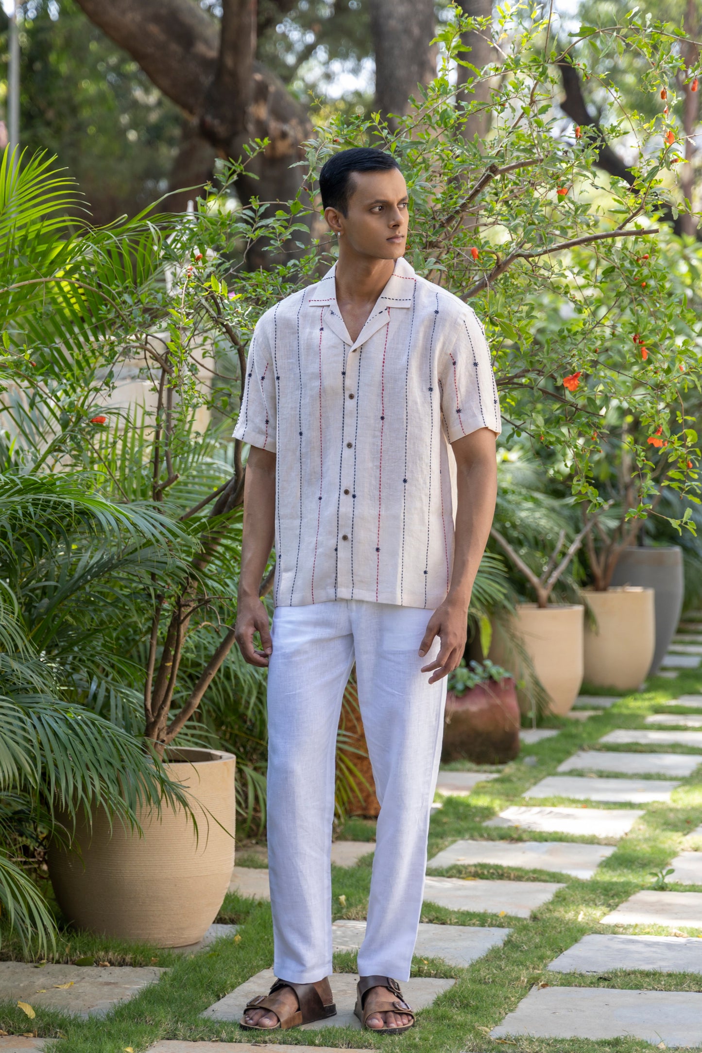 DASHES AND DREAMS - EMBROIDERED PURE LINEN SHIRT MEN