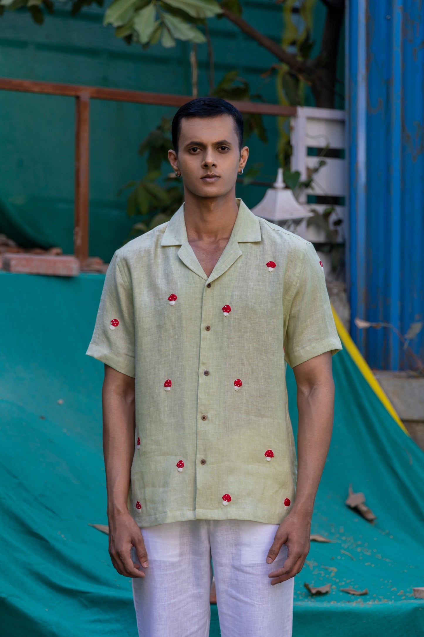 MAGIC MUSHROOMS - EMBROIDERED PURE LINEN SHIRT MEN