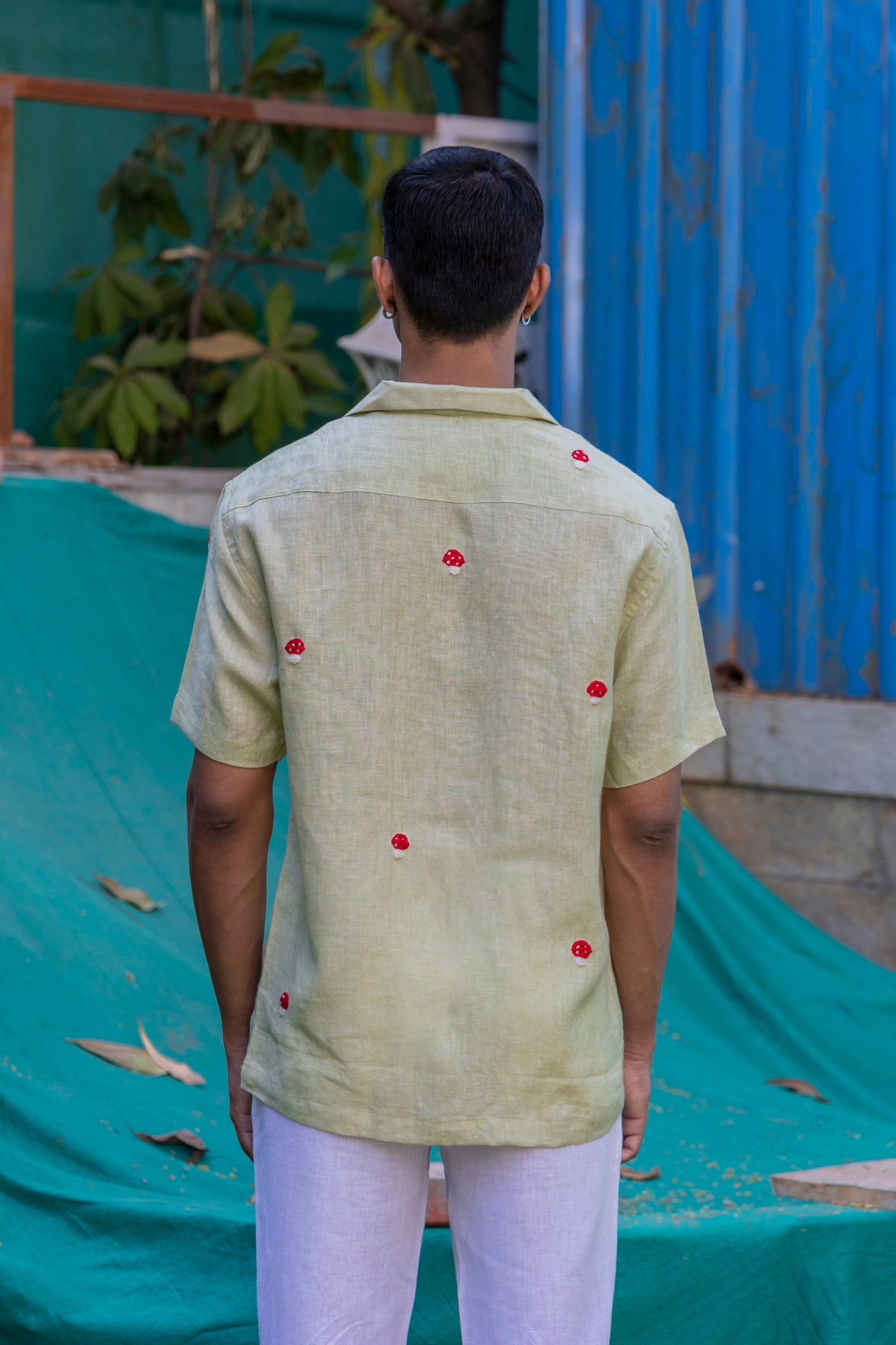 MAGIC MUSHROOMS - EMBROIDERED PURE LINEN SHIRT MEN