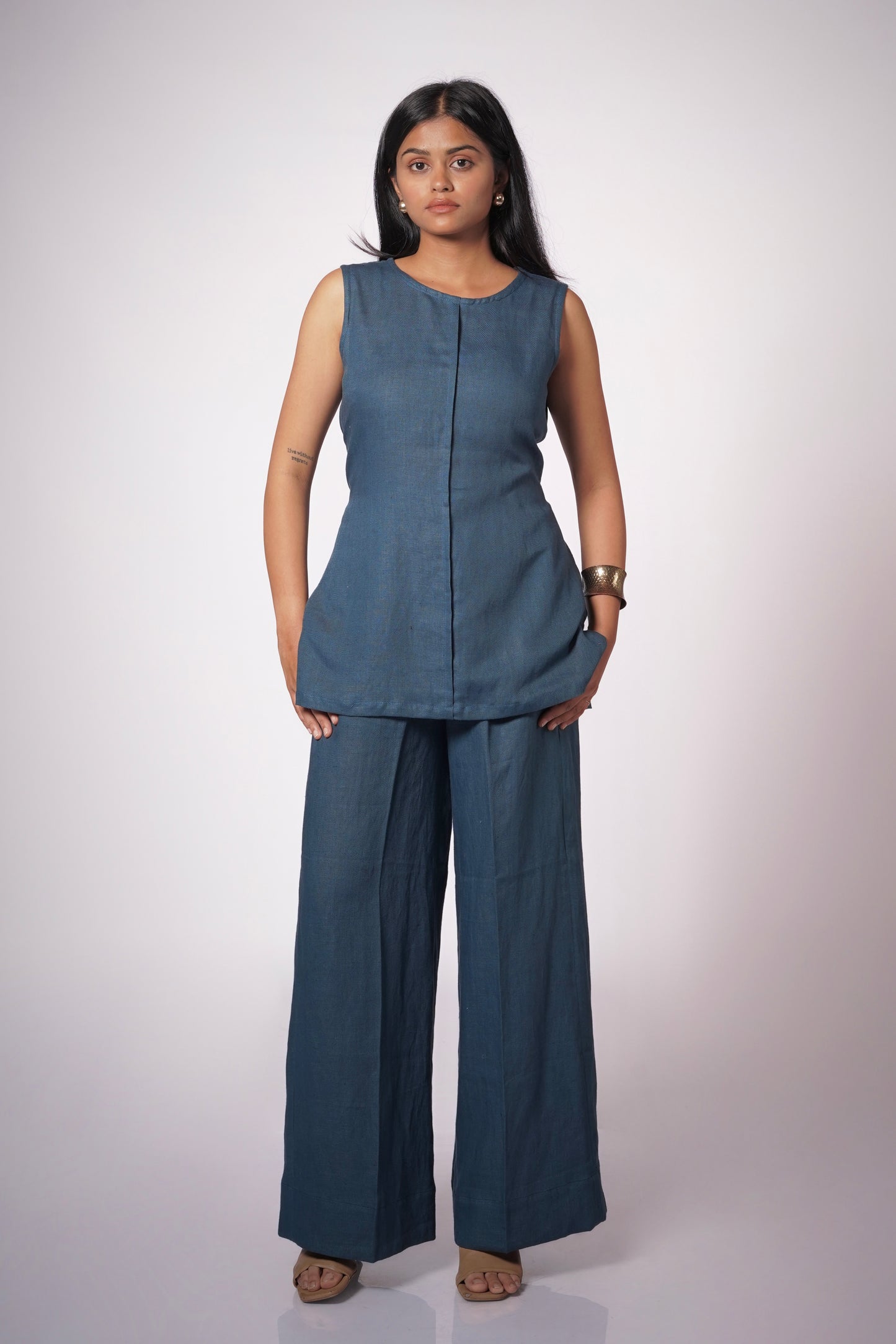 NEEL INDIGO LINEN TIE BACK SET