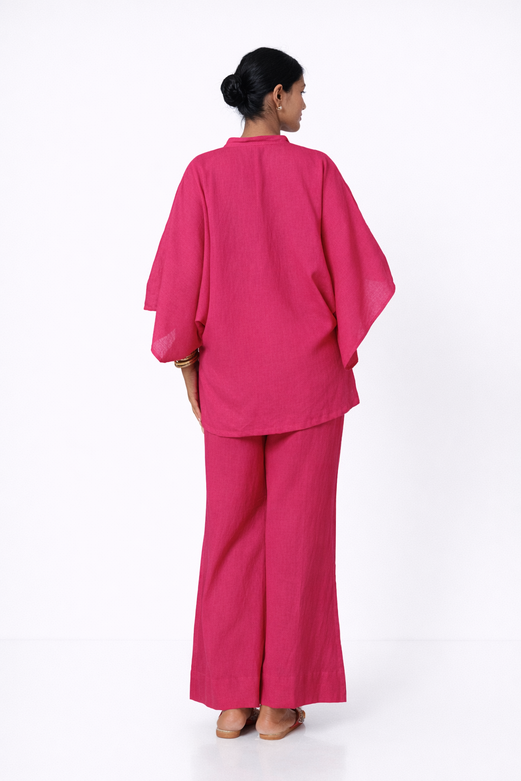 Farah Linen Kaftan Set – Women’s Fuchsia Linen Outfit Set Back View