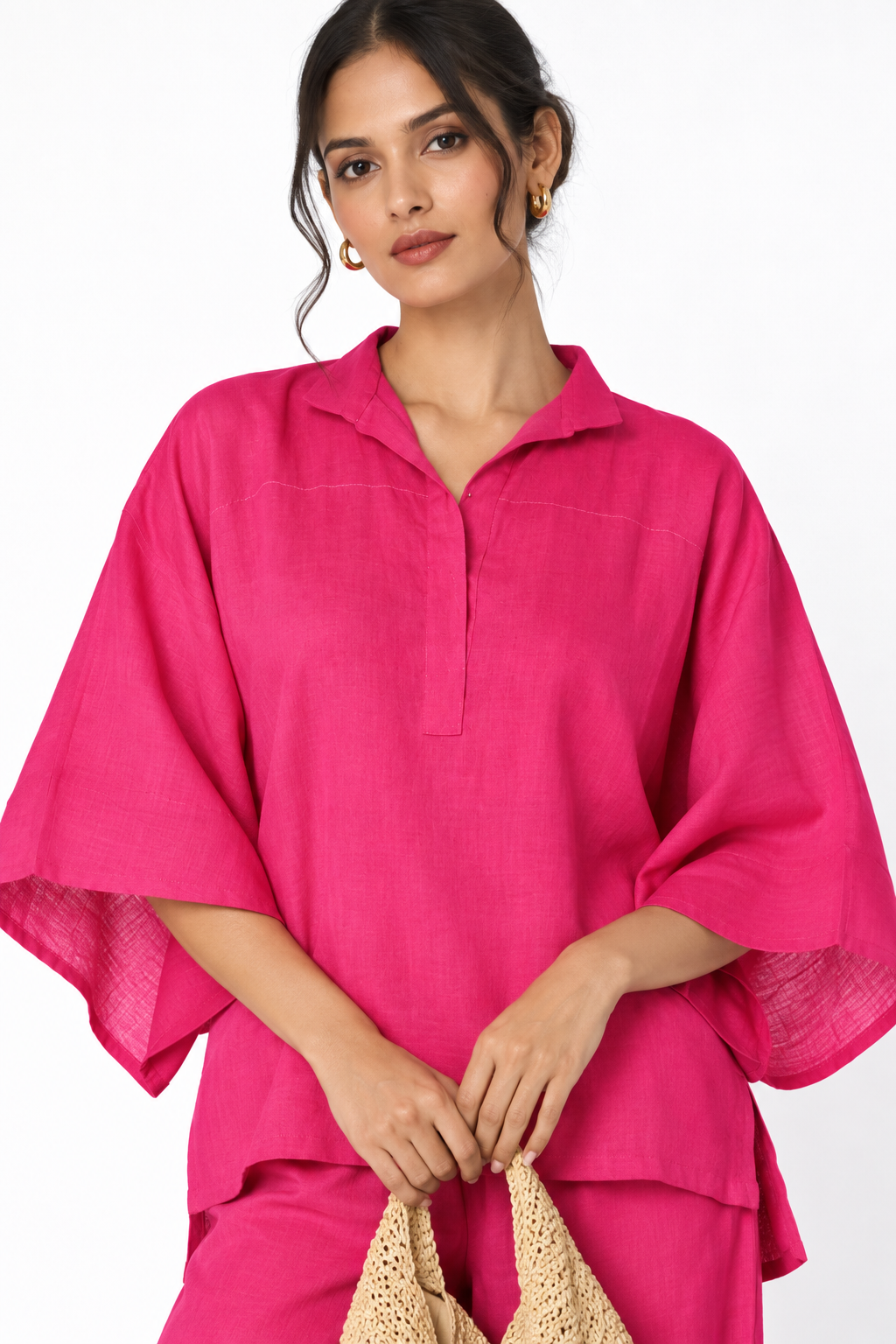 Farah Linen Kaftan Set for Women in pink – close-up of linen fabric and kaftan details