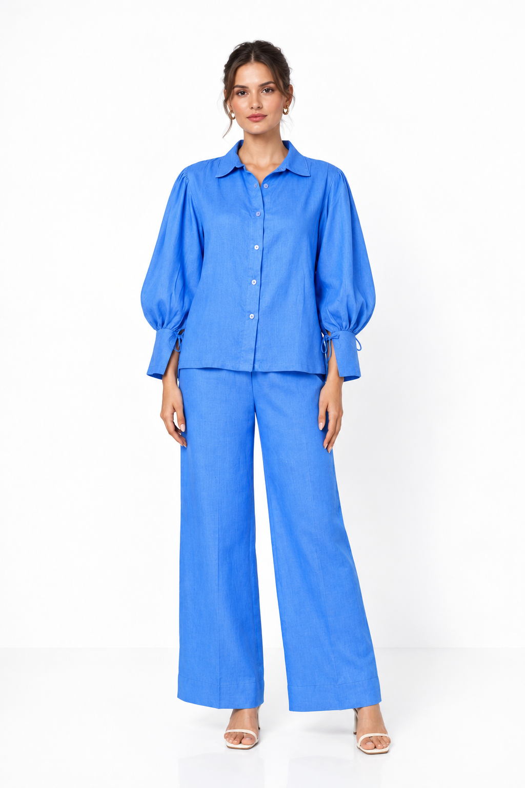 Jalneel Linen Set in Chalk Blue – linen outfit set for women front view