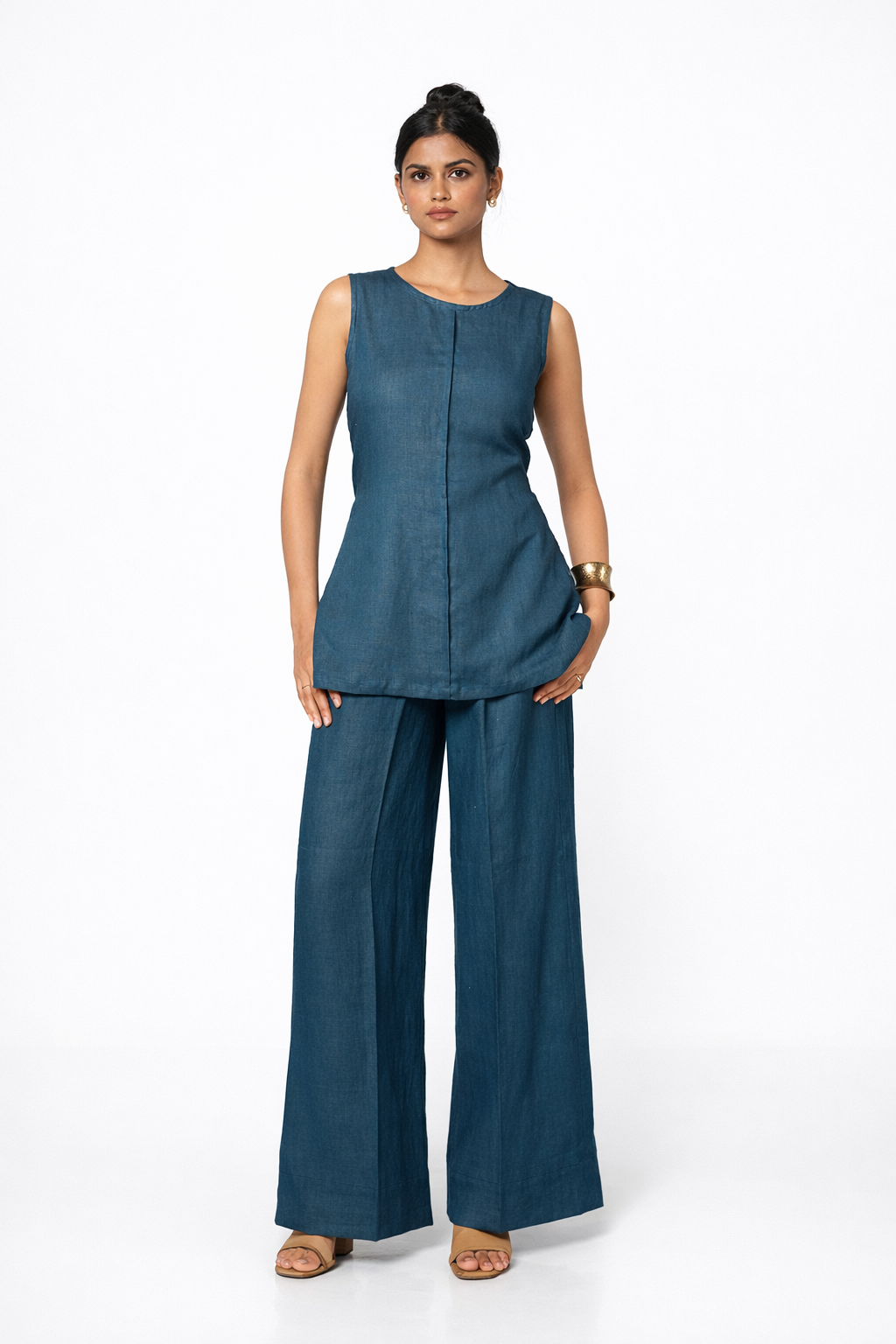 Neel Indigo Linen Tie Back Set – Women’s Indigo Linen Outfit Set Front View