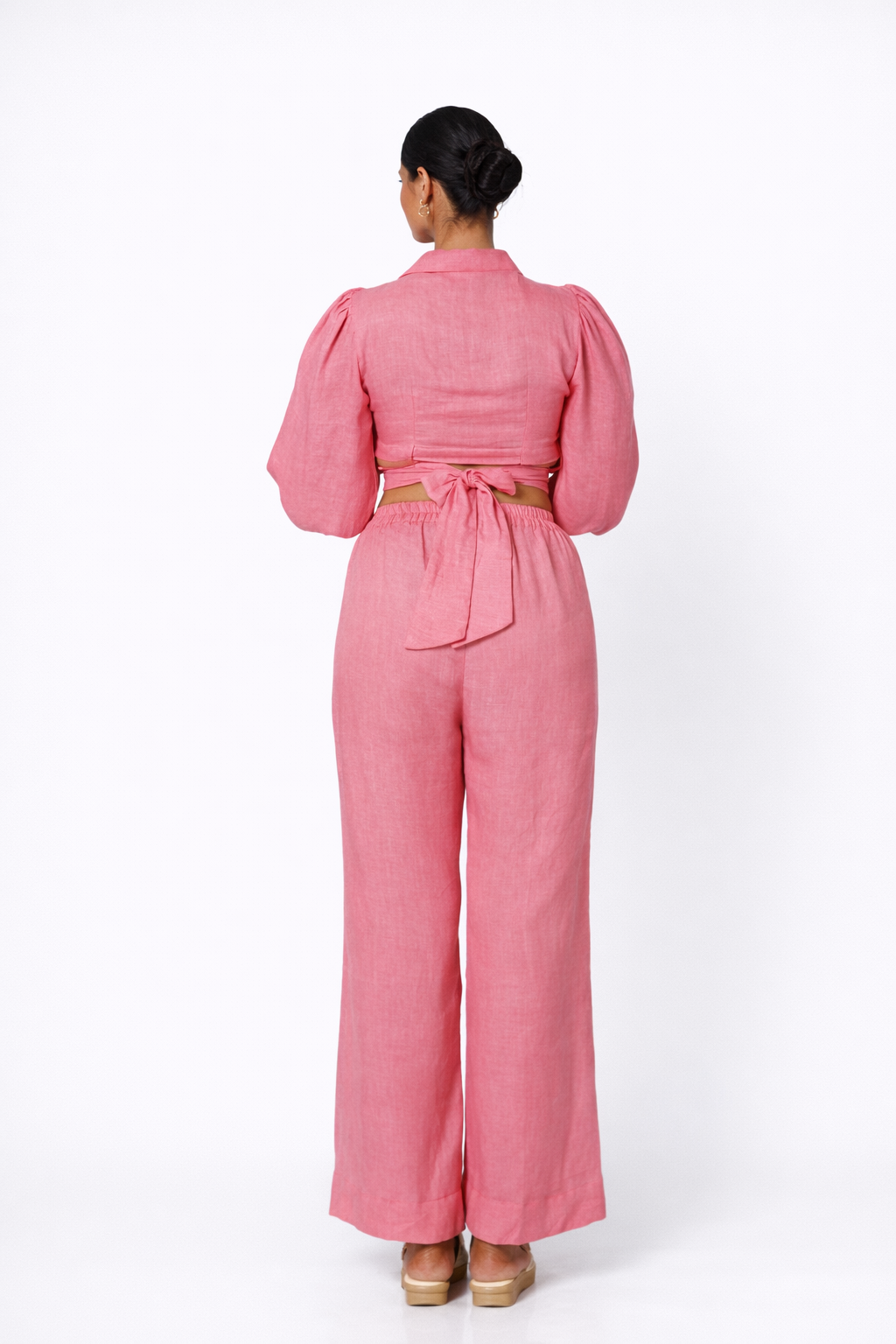 Rosa Linen Set Tie-Back Detail – Adjustable Back Feature in Linen Outfit for Women
