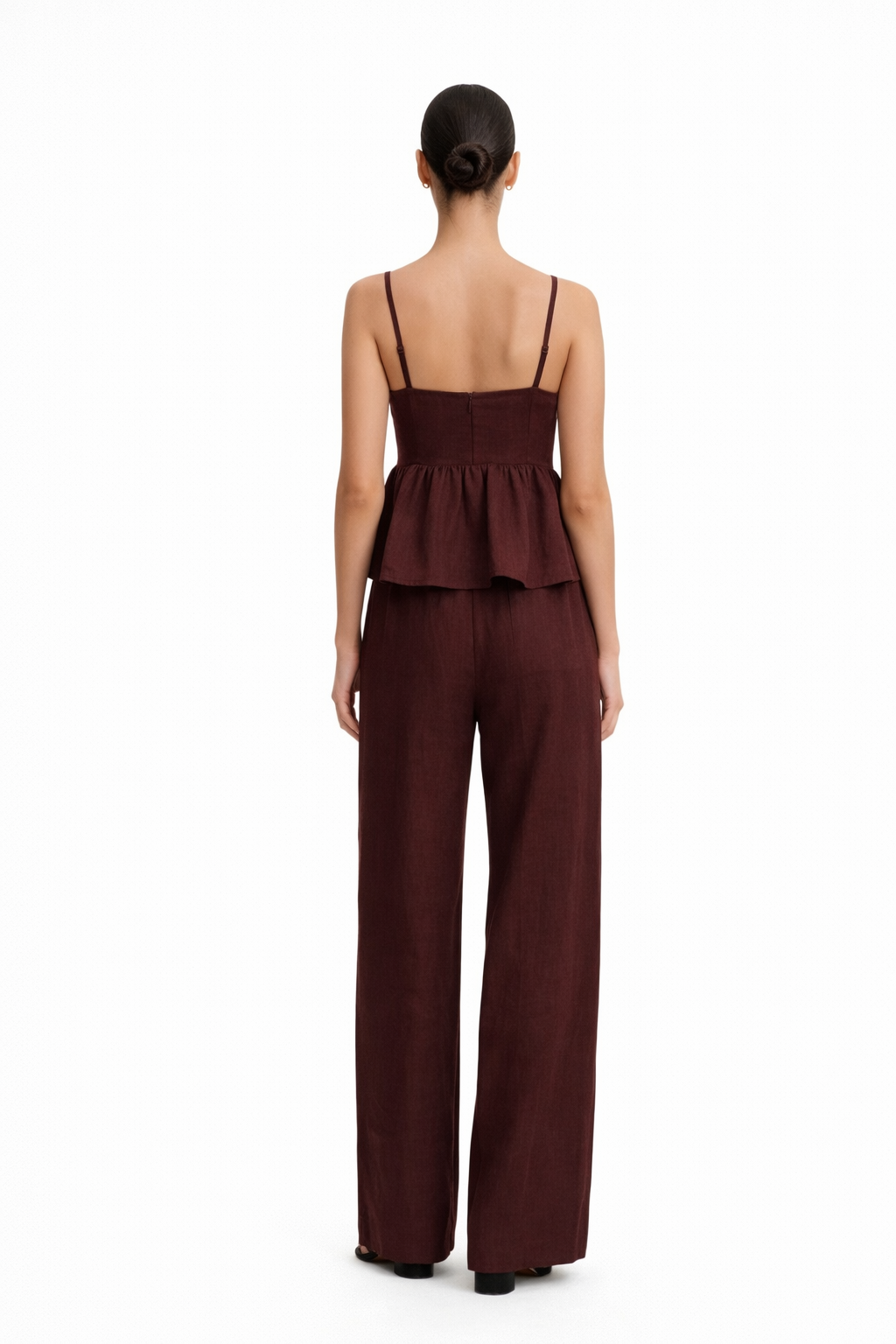 Back view of Vera Wine linen set for women with elasticated waist pants